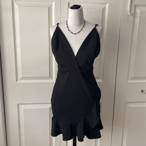 Sunset+Spring Black Mini Dress - Picture 1 of 7